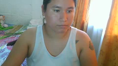 Snapshot of magiietaylor_ chatting on October 13, 2025, 9:48 pm Maggie Taylor online show from October 13, 2025, 9:48 pm