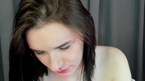 Snapshot of magnetic_maya chatting on January 10, 2026, 12:18 pm Ronnie online show from January 10, 2026, 12:18 pm