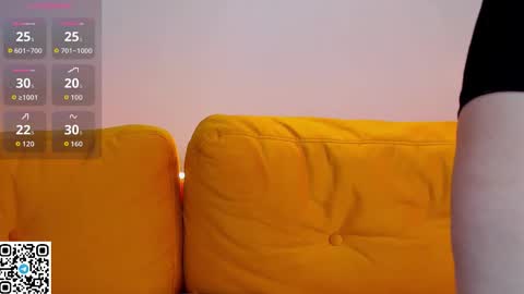 Snapshot of magnetic_maya chatting on January 11, 2026, 12:32 pm Ronnie online show from January 11, 2026, 12:32 pm