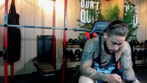 MAGNUS DAHL online show from February 2, 2025, 12:35 pm