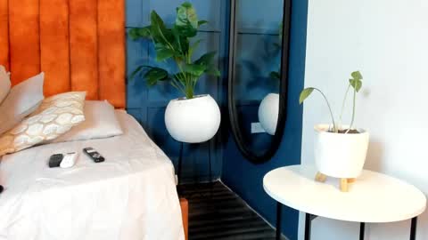 MAGNUS DAHL online show from February 26, 2025, 9:42 am