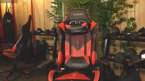 MAGNUS DAHL online show from March 10, 2025, 12:37 pm