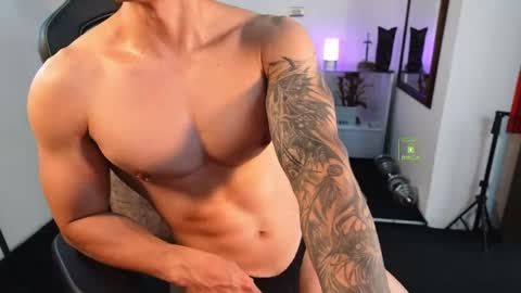 Snapshot of magnus_savage chatting on April 25, 2026, 9:01 pm If you want me to use the Lovense please let me know -- online show from April 25, 2026, 9:01 pm