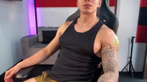 Snapshot of magnus_savage chatting on May 6, 2026, 8:58 pm If you want me to use the Lovense please let me know -- online show from May 6, 2026, 8:58 pm