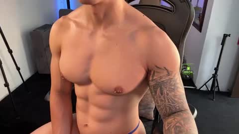 Snapshot of magnus_savage chatting on June 18, 2026, 6:23 pm If you want me to use the Lovense please let me know -- online show from June 18, 2026, 6:23 pm