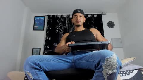 Snapshot of magnusclark chatting on October 1, 2025, 9:15 am Magnusclark online show from October 1, 2025, 9:15 am