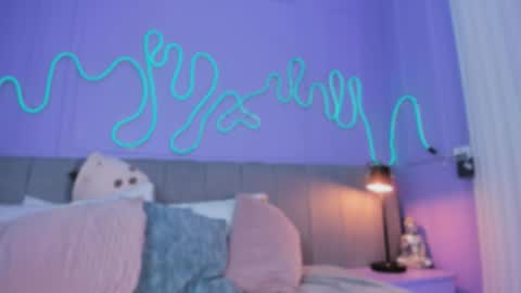 Mai online show from October 3, 2025, 9:12 pm