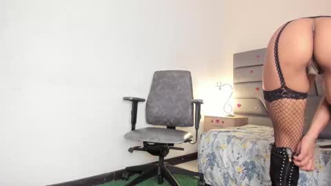 maia_520 online show from February 20, 2026, 6:08 pm