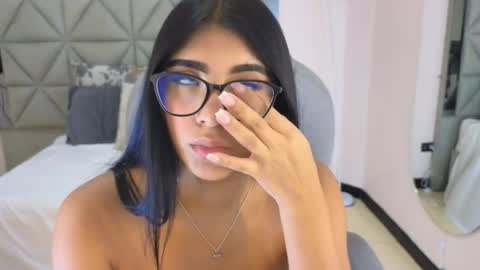 Snapshot of maiaa_ruiz chatting on April 22, 2026, 2:07 pm Maiaa Ruiz online show from April 22, 2026, 2:07 pm