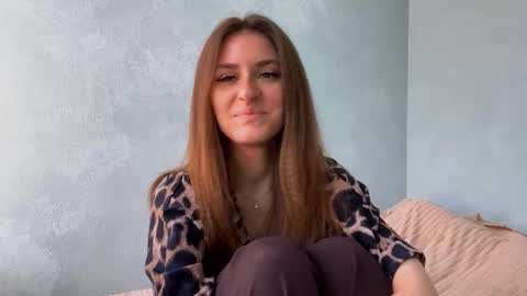 M I A online show from March 26, 2026, 7:25 am