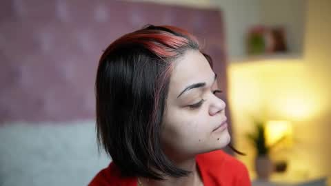  Maia  online show from January 7, 2026, 10:01 pm