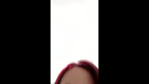 Snapshot of maiarosse_ chatting on February 14, 2025, 4:04 am MaiaRosse  online show from February 14, 2025, 4:04 am