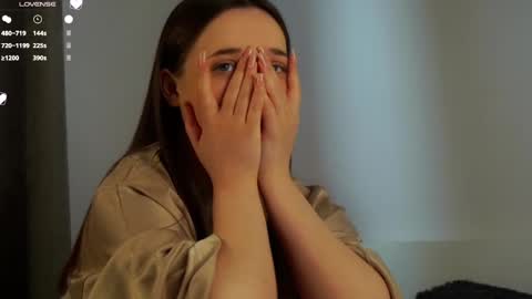 Lucy online show from February 14, 2025, 4:37 am