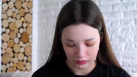 Lucy online show from November 15, 2025, 2:09 am