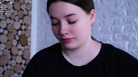Snapshot of maidabuoy chatting on May 15, 2026, 2:18 am Lucy online show from May 15, 2026, 2:18 am