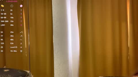 Elina online show from October 11, 2025, 9:19 am