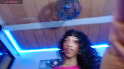 Snapshot of maidi_hot chatting on January 5, 2025, 1:47 pm Bella Maidi online show from January 5, 2025, 1:47 pm