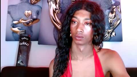 Snapshot of maidi_hot chatting on January 30, 2025, 7:04 pm Bella Maidi online show from January 30, 2025, 7:04 pm