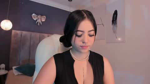 Snapshot of maiiitee_ chatting on December 1, 2024, 4:29 pm Mait online show from December 1, 2024, 4:29 pm