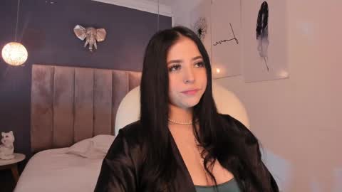 Snapshot of maiiitee_ chatting on December 29, 2024, 6:16 pm Mait online show from December 29, 2024, 6:16 pm
