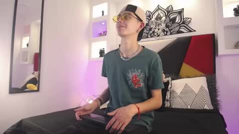 Maiky Cooper online show from March 2, 2025, 3:56 am