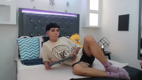 Maiky Cooper online show from March 10, 2025, 4:28 am