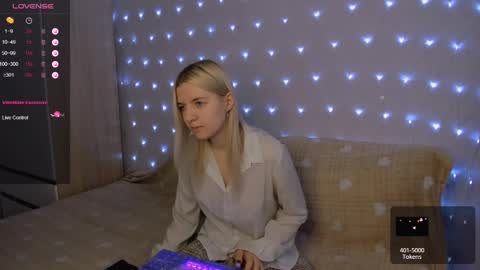 Your kitty online show from February 27, 2025, 2:53 am