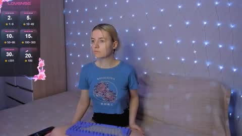 Your kitty online show from September 8, 2025, 3:55 pm