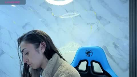 Maily online show from April 21, 2026, 3:02 am