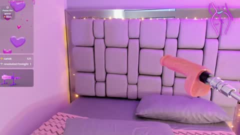 Maily  online show from January 14, 2025, 3:15 pm