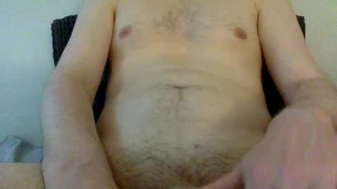 maingauchemaindroite online show from July 15, 2026, 11:26 am