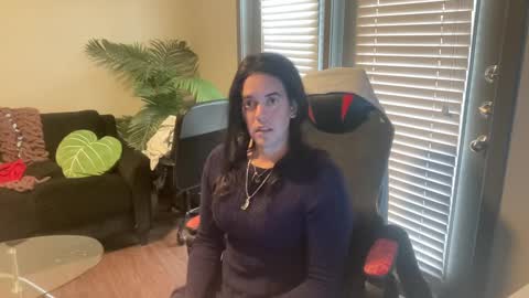 Snapshot of maira83cd chatting on January 2, 2025, 10:44 pm Maira online show from January 2, 2025, 10:44 pm