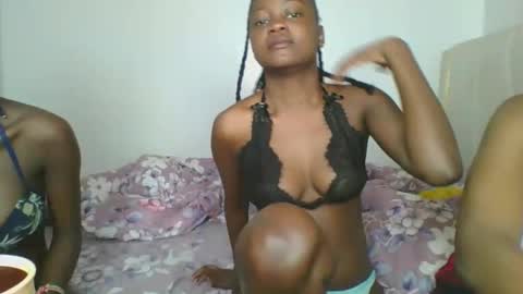 maira luv1 online show from December 20, 2025, 2:29 am