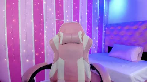 MAIRA online show from April 24, 2026, 7:38 pm