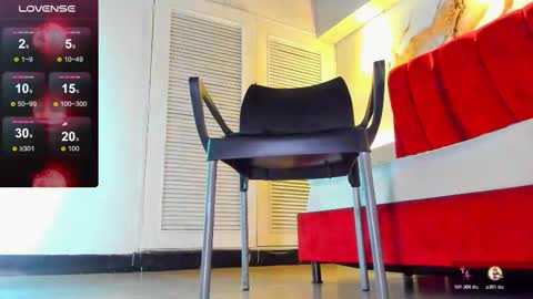 MAISE online show from October 20, 2025, 2:39 pm