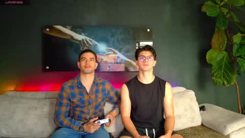 Snapshot of maisonbastian chatting on June 4, 2026, 1:39 pm Bastian Arslan online show from June 4, 2026, 1:39 pm