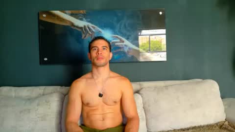 Snapshot of maisonbastian chatting on June 19, 2026, 3:38 pm Bastian Arslan online show from June 19, 2026, 3:38 pm
