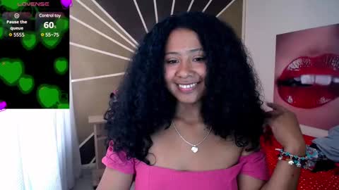 Snapshot of maite_loves chatting on March 3, 2025, 3:31 pm Maite online show from March 3, 2025, 3:31 pm