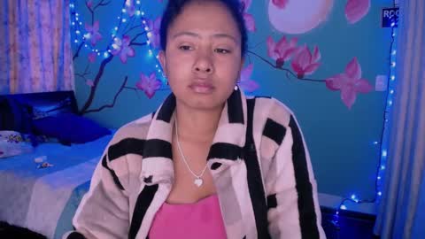Snapshot of maite_loves chatting on March 6, 2025, 11:25 am Maite online show from March 6, 2025, 11:25 am