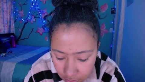 Snapshot of maite_loves chatting on March 8, 2025, 11:16 am Maite online show from March 8, 2025, 11:16 am