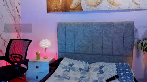 MAITE STONE1 online show from April 11, 2026, 8:07 am