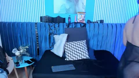 Snapshot of maiteandlexy chatting on March 3, 2026, 7:09 pm Maite and Lexy online show from March 3, 2026, 7:09 pm