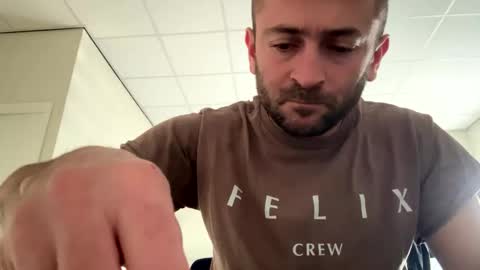 majest1k online show from January 19, 2026, 9:57 am