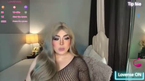 Snapshot of majestydannaxx chatting on November 16, 2025, 2:50 am majestydannaxx online show from November 16, 2025, 2:50 am