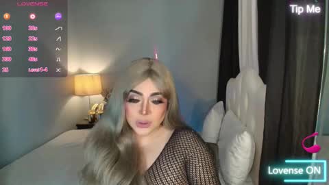 Snapshot of majestydannaxx chatting on November 22, 2025, 4:33 am majestydannaxx online show from November 22, 2025, 4:33 am