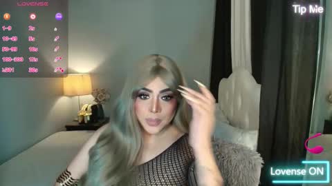 Snapshot of majestydannaxx chatting on November 23, 2025, 3:28 am majestydannaxx online show from November 23, 2025, 3:28 am