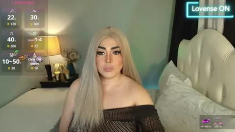 Snapshot of majestydannaxx chatting on July 13, 2026, 4:15 am majestydannaxx online show from July 13, 2026, 4:15 am