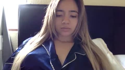 Snapshot of majo_gomezz chatting on April 24, 2026, 5:26 pm majo_gomezz online show from April 24, 2026, 5:26 pm