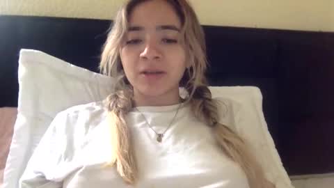 Snapshot of majo_gomezz chatting on April 30, 2026, 5:41 pm majo_gomezz online show from April 30, 2026, 5:41 pm