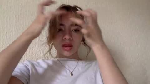 Snapshot of majo_gomezz chatting on May 1, 2026, 9:30 pm majo_gomezz online show from May 1, 2026, 9:30 pm